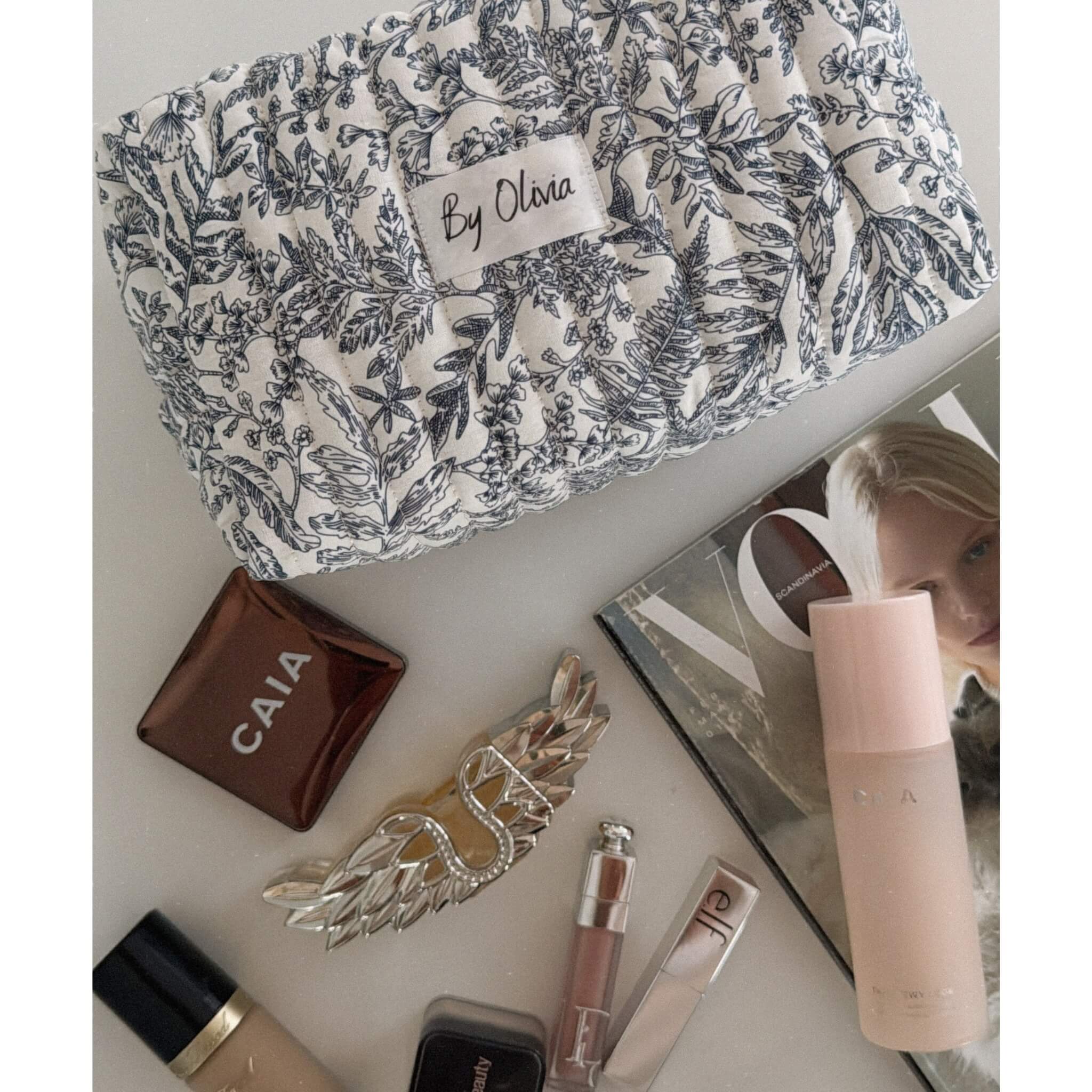 By Olivia Makeup Bag - Image 3