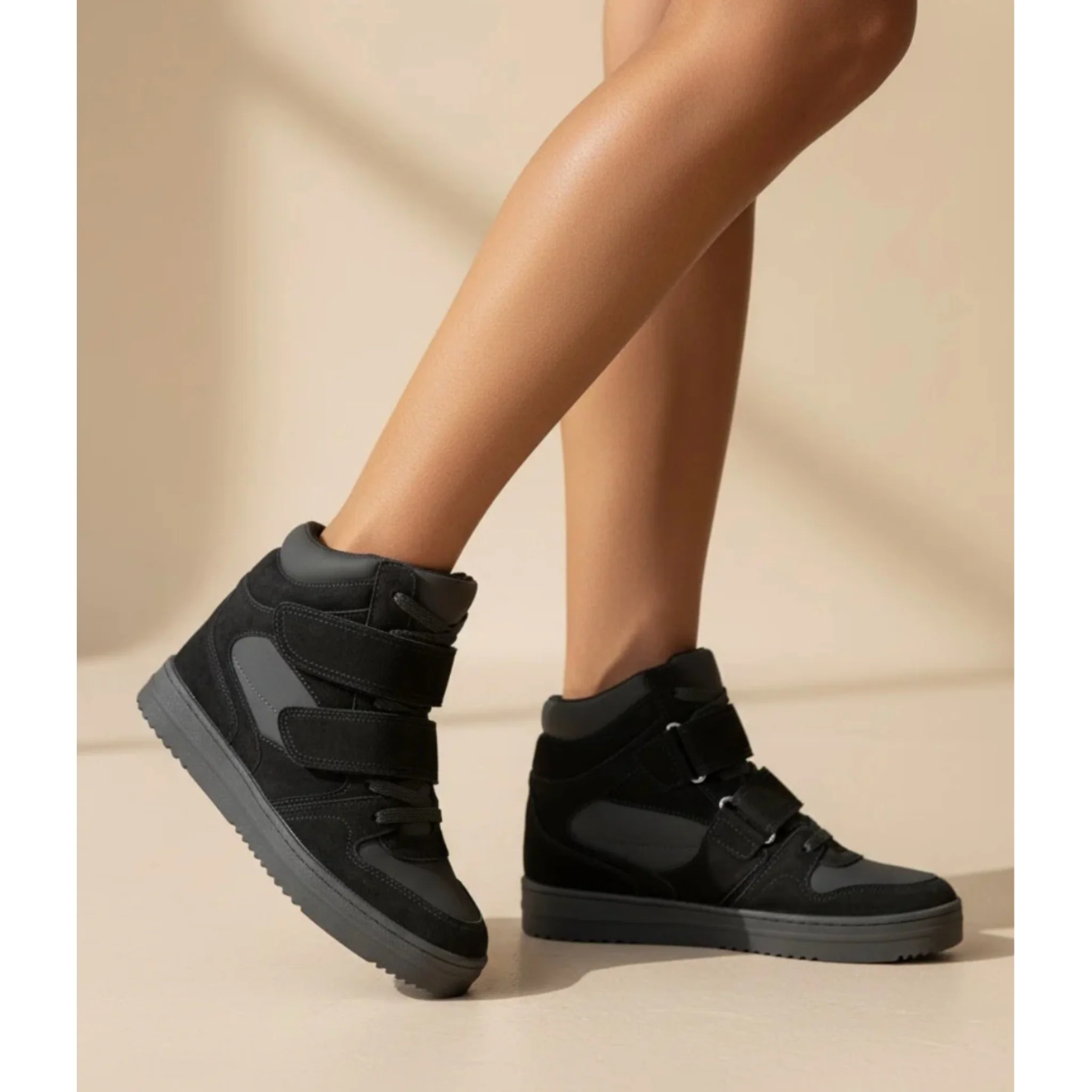 Ebba Sneakers - Image 4