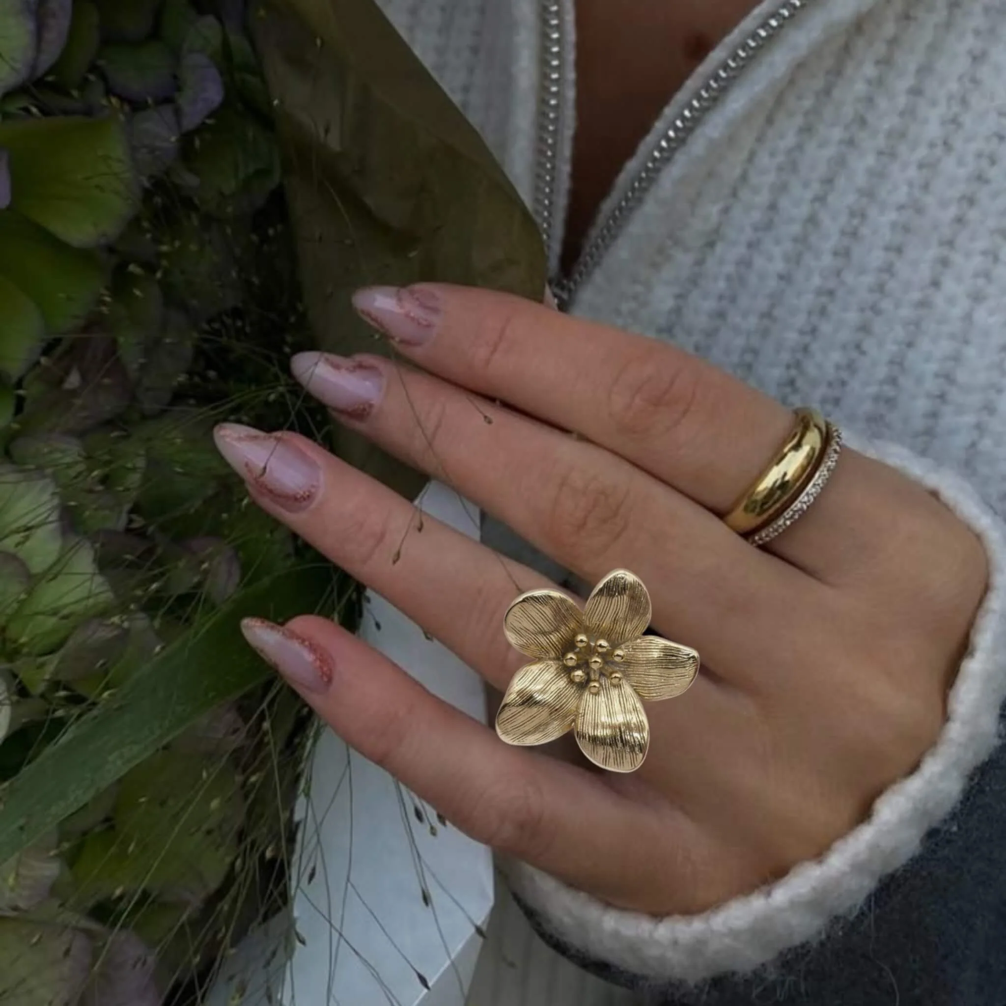 Lily Ring By Olivia - Image 4