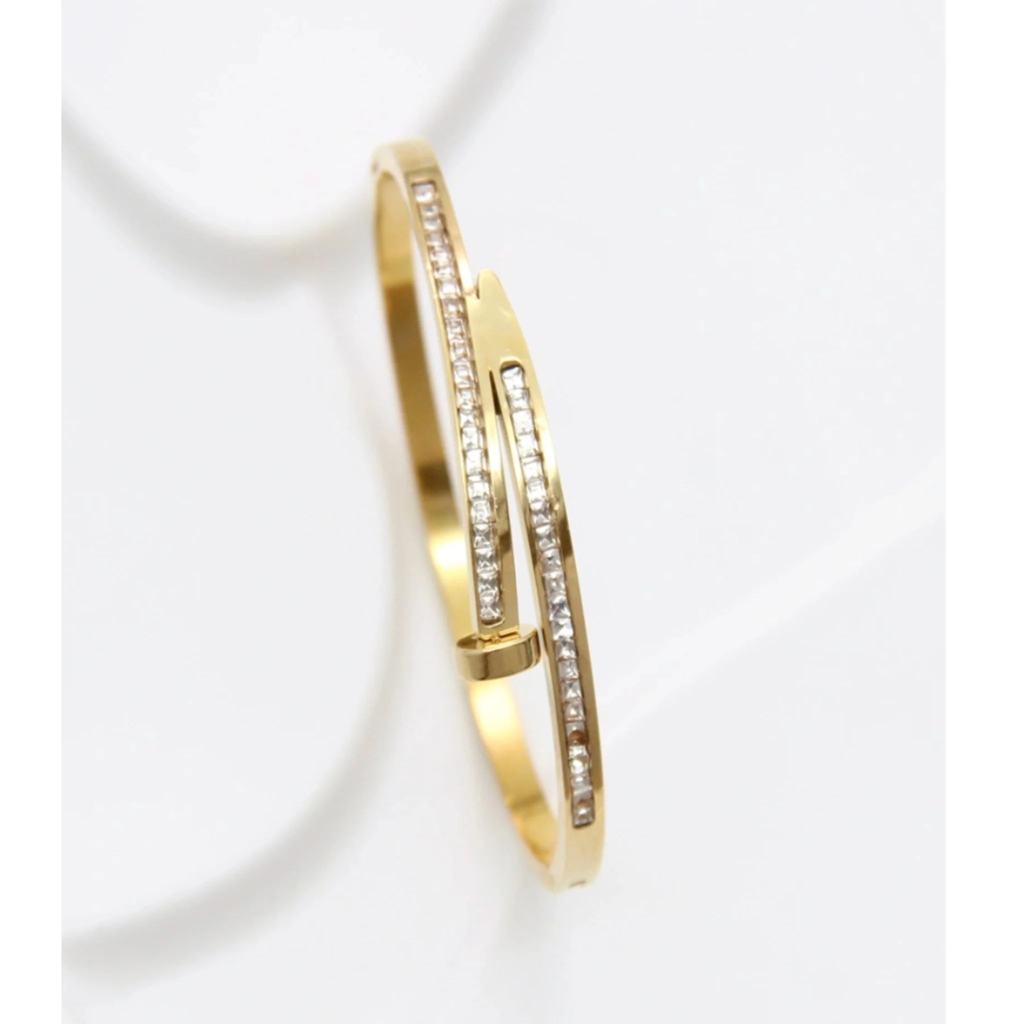 London bracelet By Olivia - Image 4