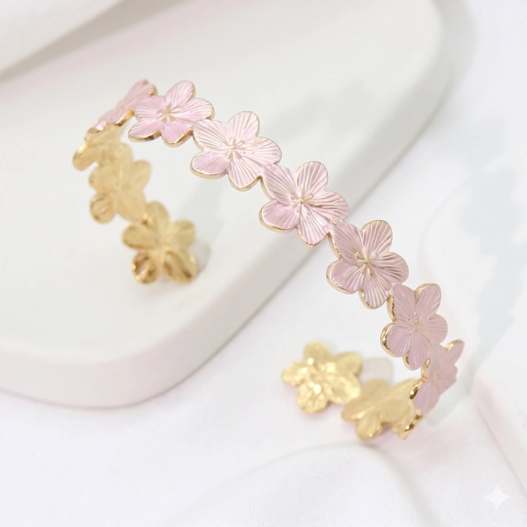Rosa Bracelet By Olivia - Image 3